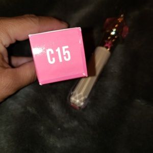 Jeffree Star concealer